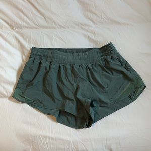 Size 10 lululemon shorts green